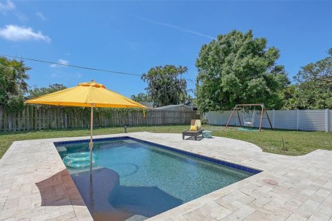 House in Sarasota, Florida 3 bedrooms, 208.38 sq.m. № 1618000 - photo 25