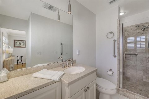 House in Sarasota, Florida 3 bedrooms, 208.38 sq.m. № 1618000 - photo 20