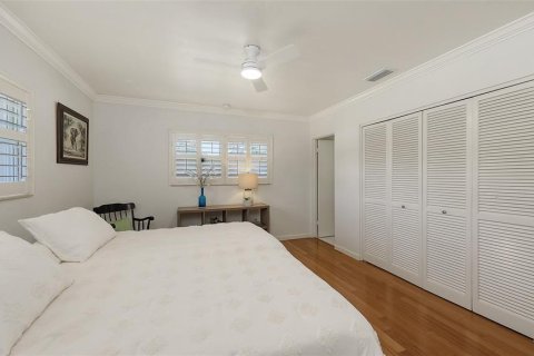 House in Sarasota, Florida 3 bedrooms, 208.38 sq.m. № 1618000 - photo 19