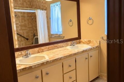 Villa ou maison à vendre à Ocala, Floride: 3 chambres, 134.62 m2 № 2431918 - photo 12
