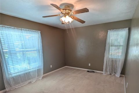 Villa ou maison à vendre à Ocala, Floride: 3 chambres, 134.62 m2 № 2431918 - photo 14