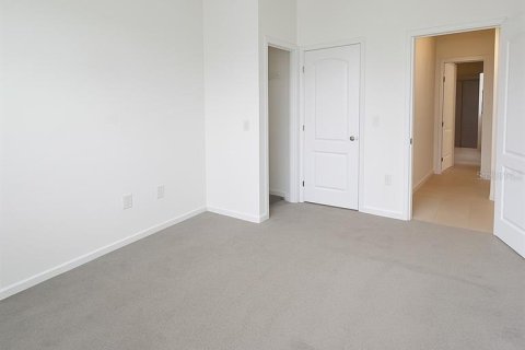 Townhouse in Lakeland, Florida 3 bedrooms, 181.44 sq.m. № 1685263 - photo 16