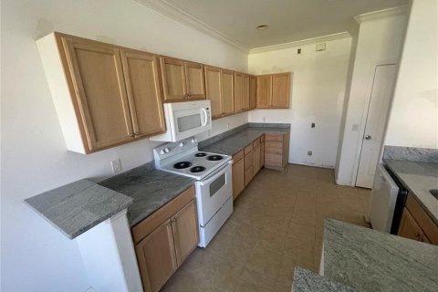Townhouse in Lakeland, Florida 3 bedrooms, 181.44 sq.m. № 1685263 - photo 8