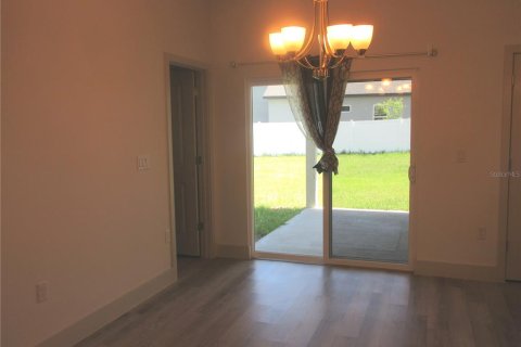 Villa ou maison à louer à Ocala, Floride: 4 chambres, 142.42 m2 № 2403145 - photo 5