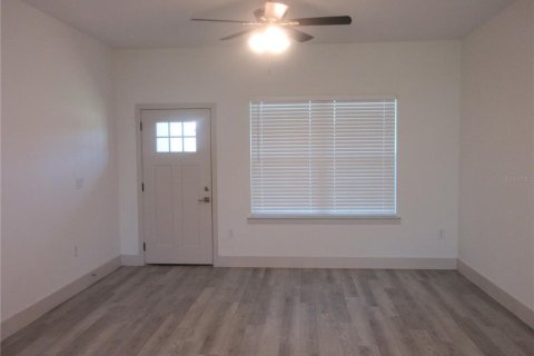 Villa ou maison à louer à Ocala, Floride: 4 chambres, 142.42 m2 № 2403145 - photo 6