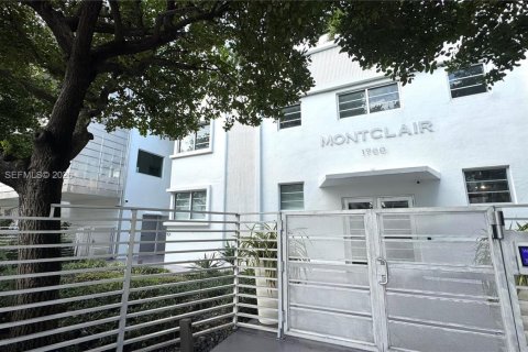 Condominio en alquiler en Miami Beach, Florida, 2 dormitorios, 97.08 m2 № 2003463 - foto 18