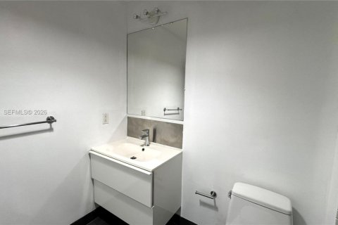 Condominio en alquiler en Miami Beach, Florida, 2 dormitorios, 97.08 m2 № 2003463 - foto 10