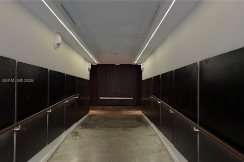 Condominio en alquiler en Miami Beach, Florida, 2 dormitorios, 97.08 m2 № 2003463 - foto 21