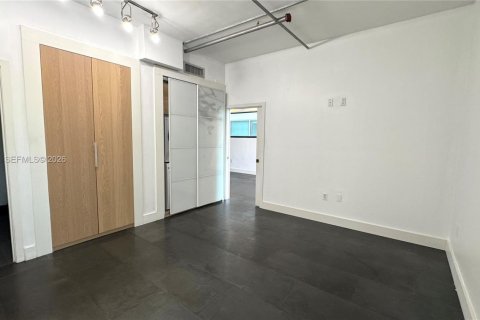 Condominio en alquiler en Miami Beach, Florida, 2 dormitorios, 97.08 m2 № 2003463 - foto 5