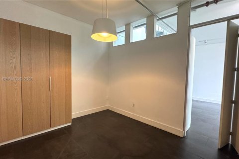 Condominio en alquiler en Miami Beach, Florida, 2 dormitorios, 97.08 m2 № 2003463 - foto 11