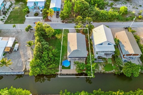 House in Big Pine Key, Florida 2 bedrooms, 97.36 sq.m. № 1861152 - photo 8