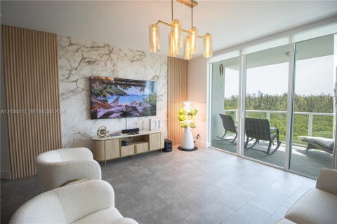 Copropriété à vendre à North Miami, Floride: 3 chambres, 167.32 m2 № 2418280 - photo 3