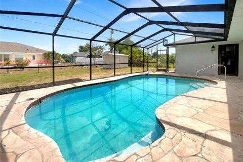 House in Englewood, Florida 2 bedrooms, 139.35 sq.m. № 1245721 - photo 25