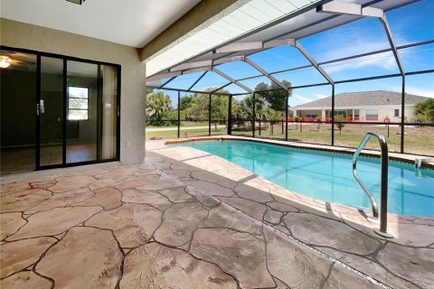 House in Englewood, Florida 2 bedrooms, 139.35 sq.m. № 1245721 - photo 7