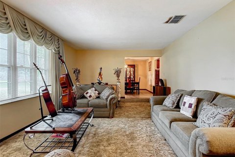 House in Wildwood, Florida 4 bedrooms, 267.19 sq.m. № 1368173 - photo 17