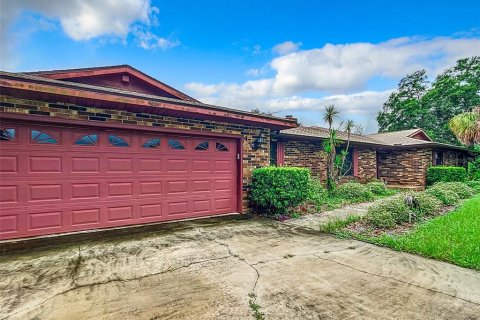 House in Wildwood, Florida 4 bedrooms, 267.19 sq.m. № 1368173 - photo 6