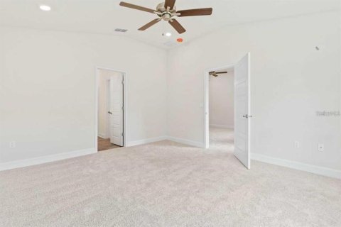 House in Palm Coast, Florida 3 bedrooms, 139.82 sq.m. № 1587673 - photo 10