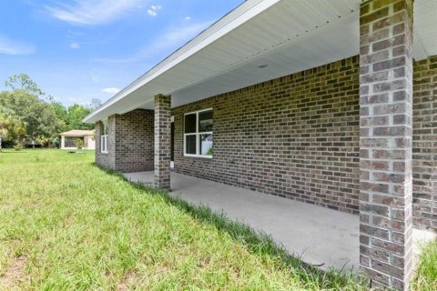 House in Palm Coast, Florida 3 bedrooms, 139.82 sq.m. № 1587673 - photo 2