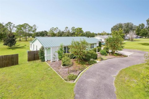 House in Wesley Chapel, Florida 4 bedrooms, 216.56 sq.m. № 2421964