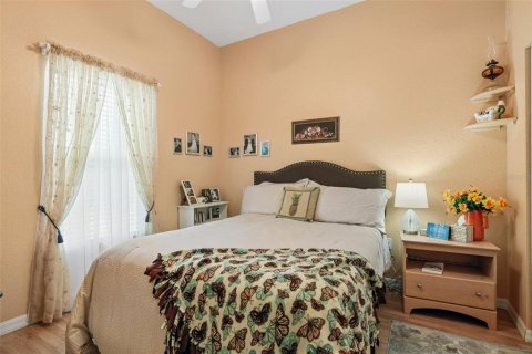 House in Wesley Chapel, Florida 4 bedrooms, 216.56 sq.m. № 2421964 - photo 20