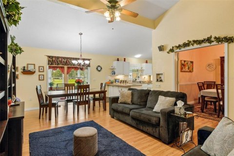 House in Wesley Chapel, Florida 4 bedrooms, 216.56 sq.m. № 2421964 - photo 11