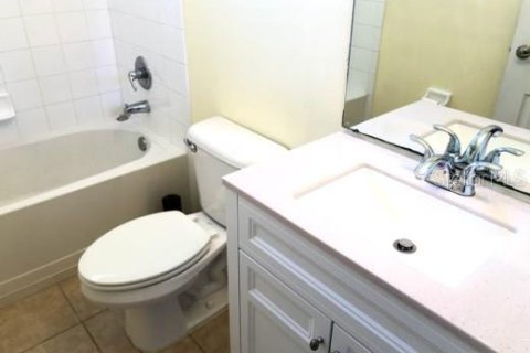 Villa ou maison à louer à Valrico, Floride: 3 chambres, 198.35 m2 № 2167725 - photo 5
