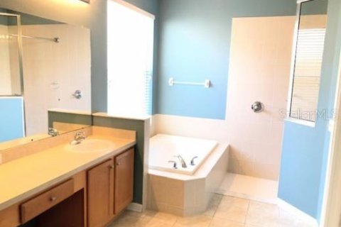 Villa ou maison à louer à Valrico, Floride: 3 chambres, 198.35 m2 № 2167725 - photo 14