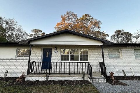House in Ocala, Florida 4 bedrooms, 189.06 sq.m. № 1717337 - photo 4