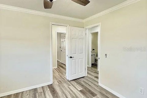 House in Ocala, Florida 4 bedrooms, 189.06 sq.m. № 1717337 - photo 21