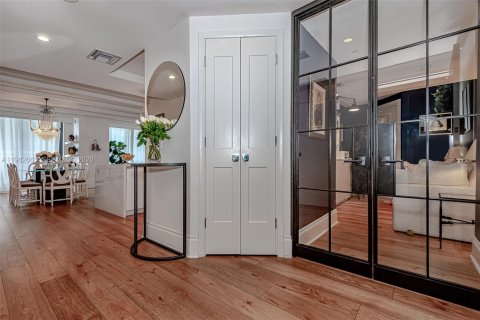 Купить кондоминиум в Майами, Флорида 3 спальни, 161.09м2, № 2049847 - фото 18