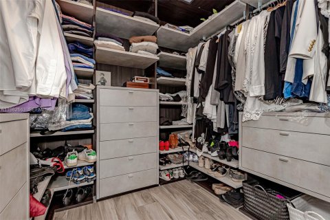 Купить кондоминиум в Майами, Флорида 3 спальни, 161.09м2, № 2049847 - фото 25