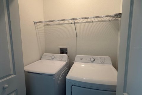 Touwnhouse à louer à Clermont, Floride: 3 chambres, 170.38 m2 № 2431230 - photo 11