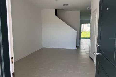 Touwnhouse à louer à Clermont, Floride: 3 chambres, 170.38 m2 № 2431230 - photo 2