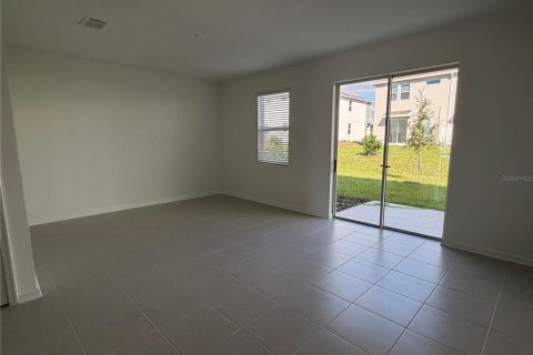 Touwnhouse à louer à Clermont, Floride: 3 chambres, 170.38 m2 № 2431230 - photo 5