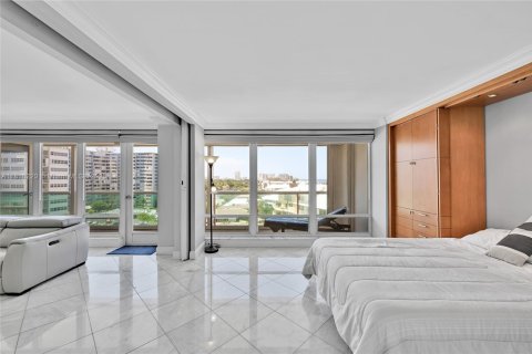 Condo in Fort Lauderdale, Florida, 2 bedrooms  № 1961386 - photo 15
