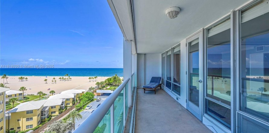 Condo in Fort Lauderdale, Florida, 2 bedrooms  № 1961386
