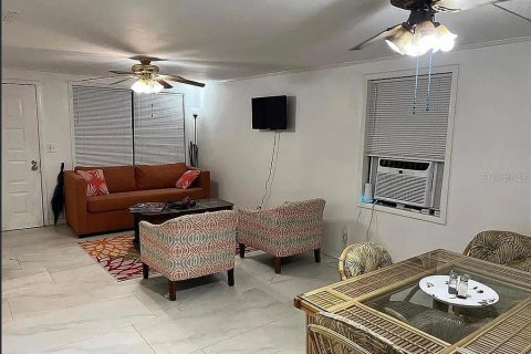 Купить коммерческую недвижимость в Лонгвуд, Флорида 3 спальни, 158.68м2, № 2197471 - фото 6