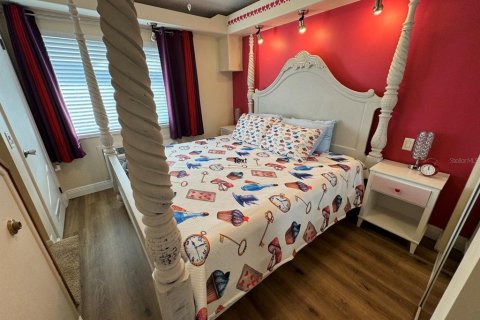 Condominio en alquiler en Lutz, Florida, 1 dormitorio, 42.36 m2 № 1746594 - foto 13