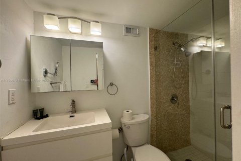 Купить кондоминиум в Холливуд, Флорида 45.15м2, № 1985585 - фото 12