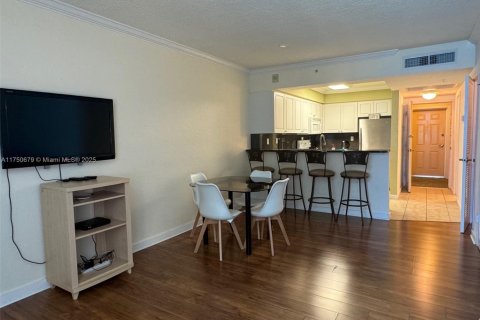 Купить кондоминиум в Холливуд, Флорида 45.15м2, № 1985585 - фото 5