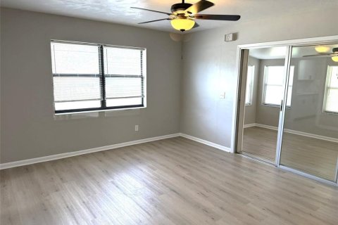 Casa en alquiler en Deltona, Florida, 2 dormitorios, 82.5 m2 № 2421919 - foto 12