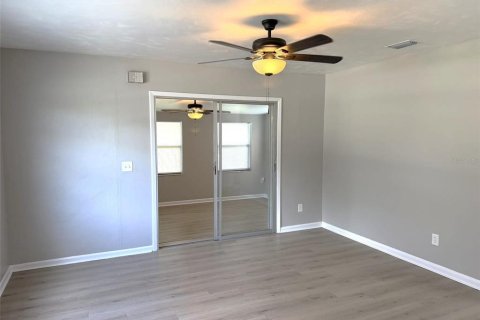 Casa en alquiler en Deltona, Florida, 2 dormitorios, 82.5 m2 № 2421919 - foto 11
