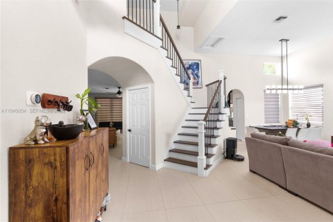 Casa en venta en Coral Springs, Florida, 4 dormitorios, 237.46 m2 № 1997198 - foto 7