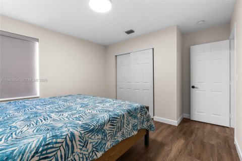 Casa en venta en Coral Springs, Florida, 4 dormitorios, 237.46 m2 № 1997198 - foto 29