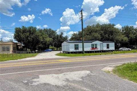 Commercial property in Plant City, Florida 330.36 sq.m. № 2210576 - photo 9