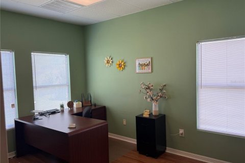 Commercial property in Plant City, Florida 330.36 sq.m. № 2210576 - photo 14
