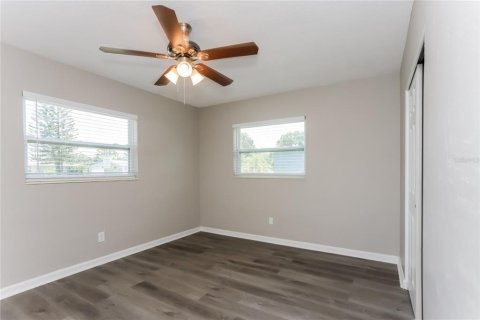 Casa en alquiler en Largo, Florida, 3 dormitorios, 154.4 m2 № 1851647 - foto 13