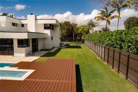 Villa ou maison à vendre à Pinecrest, Floride: 4 chambres, 306.02 m2 № 2073702 - photo 13
