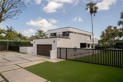 Villa ou maison à vendre à Pinecrest, Floride: 4 chambres, 306.02 m2 № 2073702 - photo 7