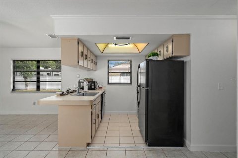 Villa ou maison à vendre à Spring Hill, Floride: 2 chambres, 124.12 m2 № 1905599 - photo 17